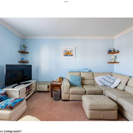 2 Bedrooms Apartment With Free Parking Lancing Eksteriør billede