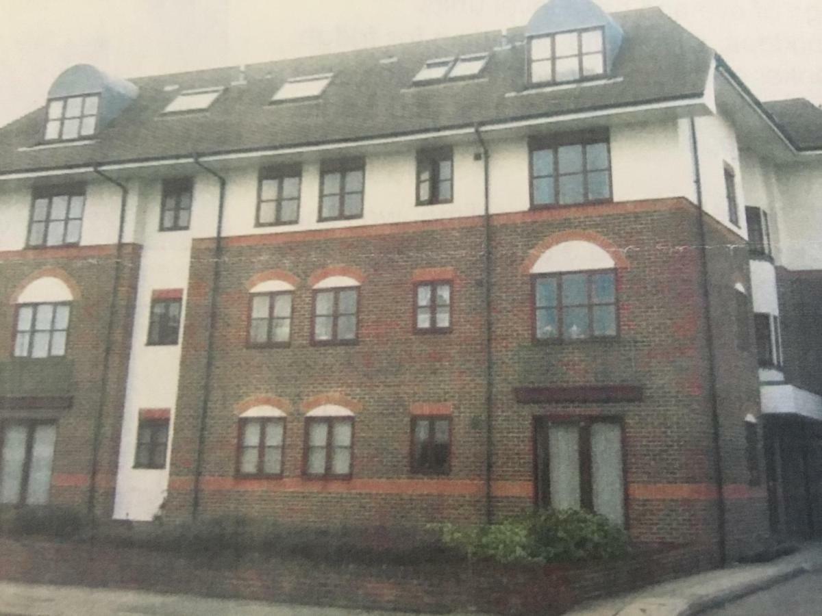 2 Bedrooms Apartment With Free Parking Lancing Eksteriør billede